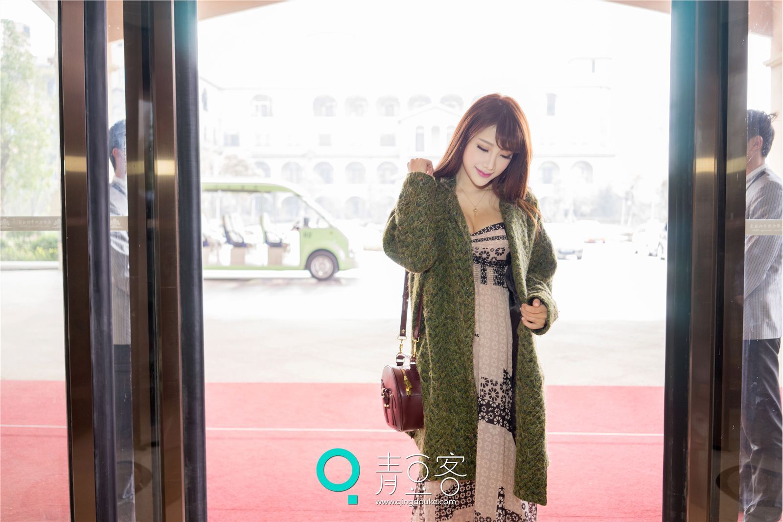 [QingDouKe青豆客]2014.11.27 Akiki朱若慕